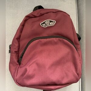 Vans Off The Wall Mini Backpack! 2 Pockets!